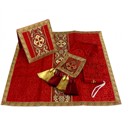 Chasuble semi-gothique rouge