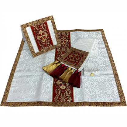 Chasuble semi-gothique blanche