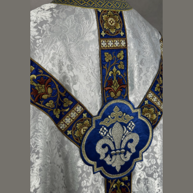 Chasuble semi-gothique blanche
