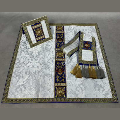 Chasuble semi-gothique blanche
