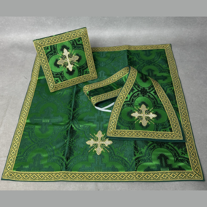 Chasuble romaine « Crucifixion » Verte
