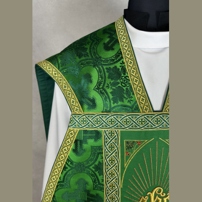 Chasuble romaine « Crucifixion » Verte