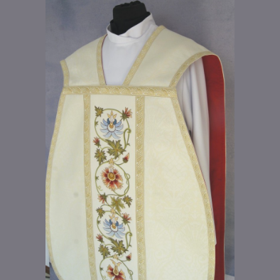 Chasuble romaine avec croix Crème