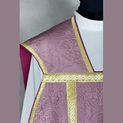 Chasuble romaine avec croix Rose