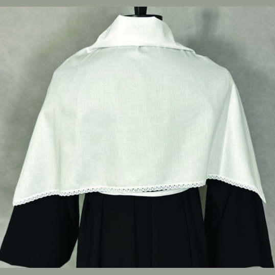 Amict en coton orné de dentelle HM01-013
