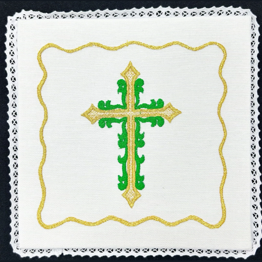 Pale avec croix brodée BK01-024