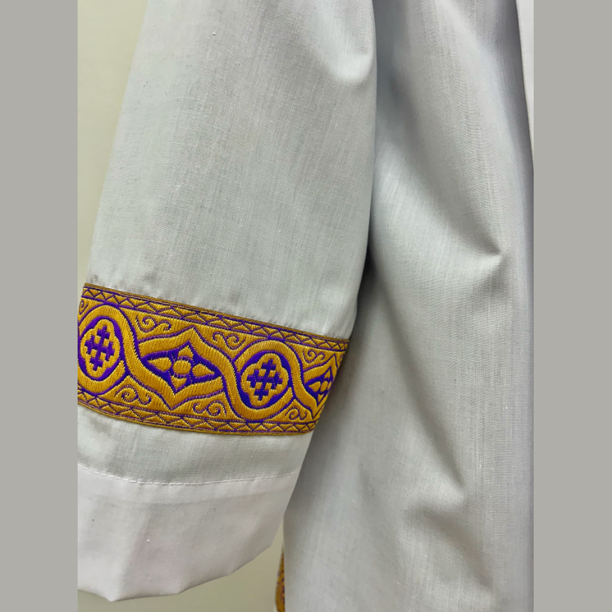 Surplis avec galon or et violet KM01-003