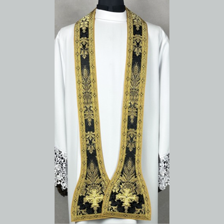 Chasuble romaine avec croix Requiem Noir et violet