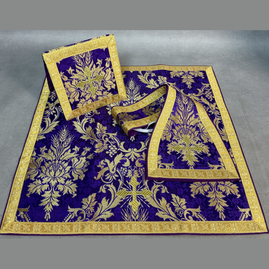 Chape sacerdotale romaine violette