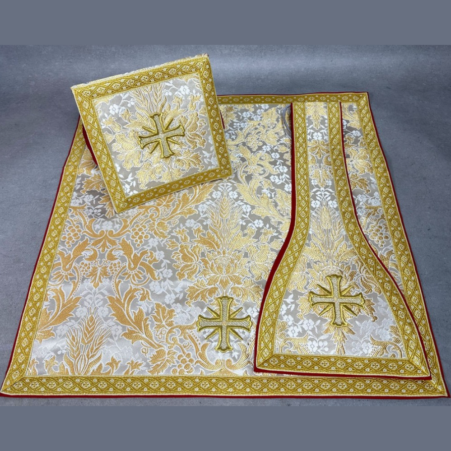 Chasuble romaine blanche