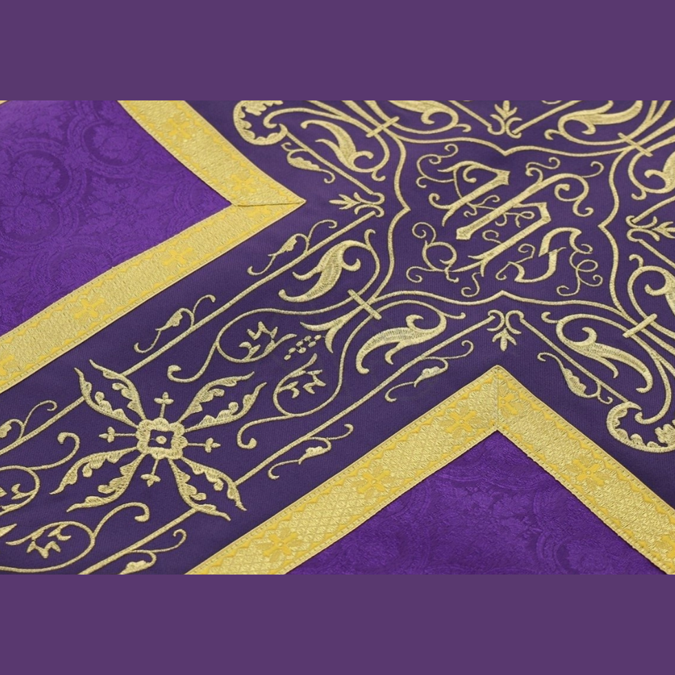 Chasuble romaine violette