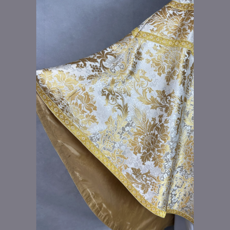 Chasuble semi-gothique blanche