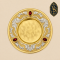 Patène liturgique baroque avec pierres rouges, dorée – 16 cm – PSCM-017