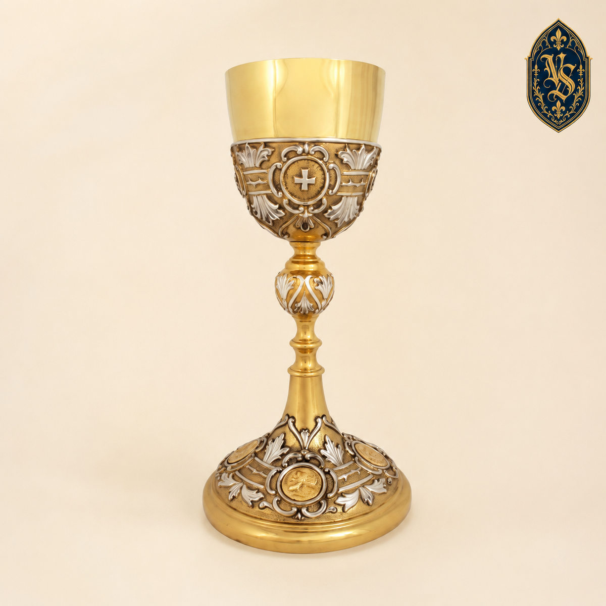 Calice de messe doré, richement décoré 27 cm – KSCM-017