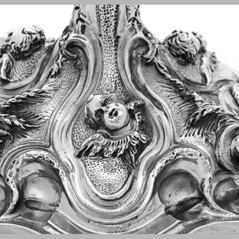 Ciboire liturgique bicolore, richement décoré 27 cm – CBSCM-005