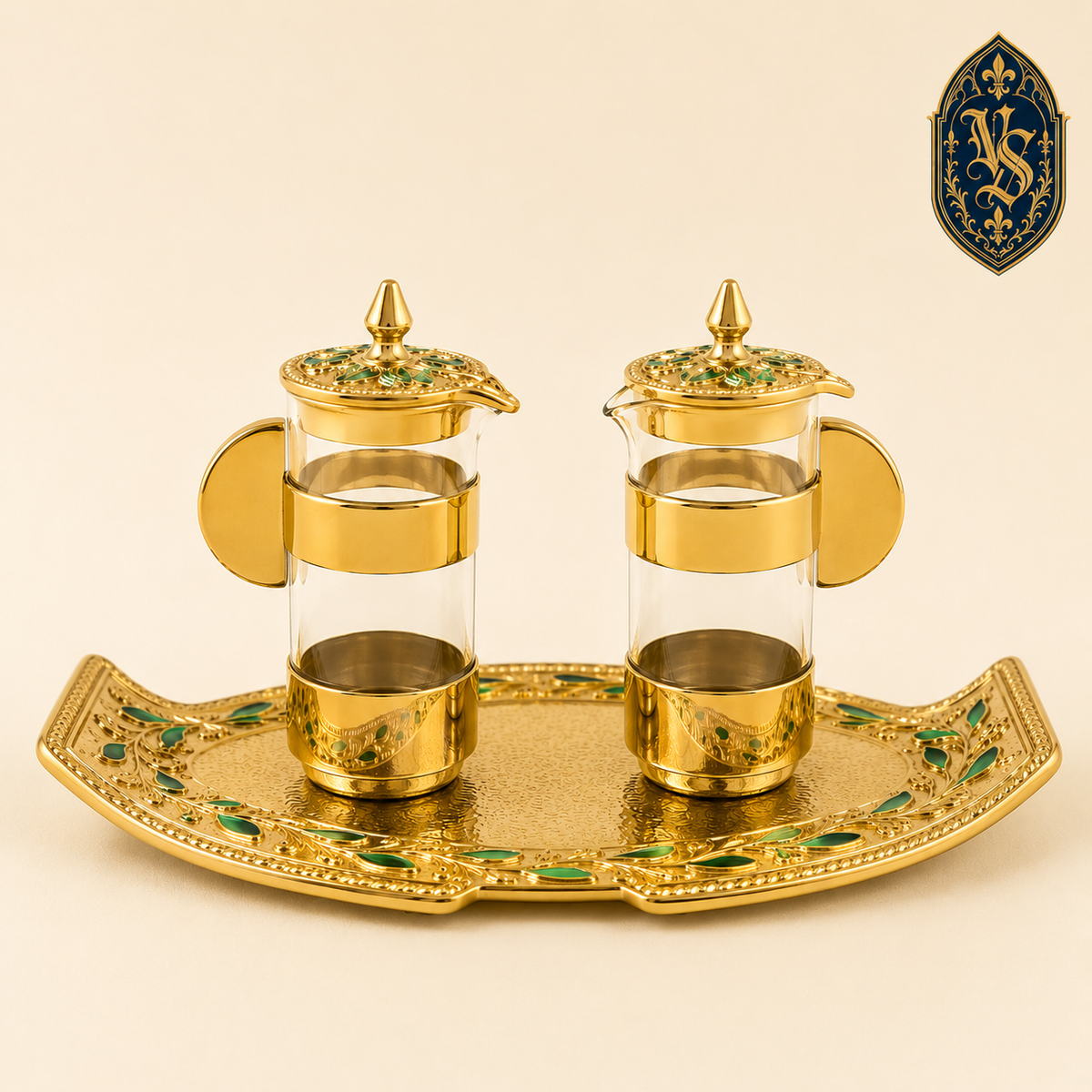 Ensemble d'ampoules en verre sur un plateau doré à l'émail vert – ASCM-001