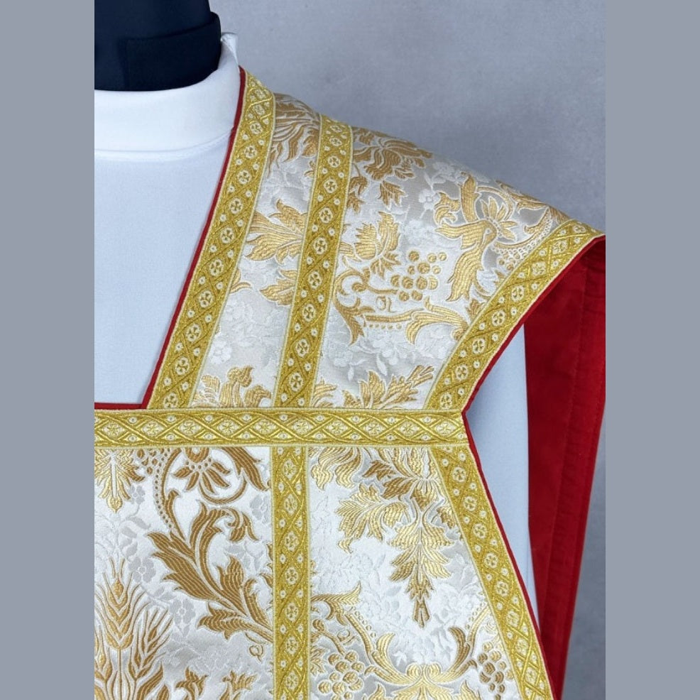 Chasuble romaine blanche