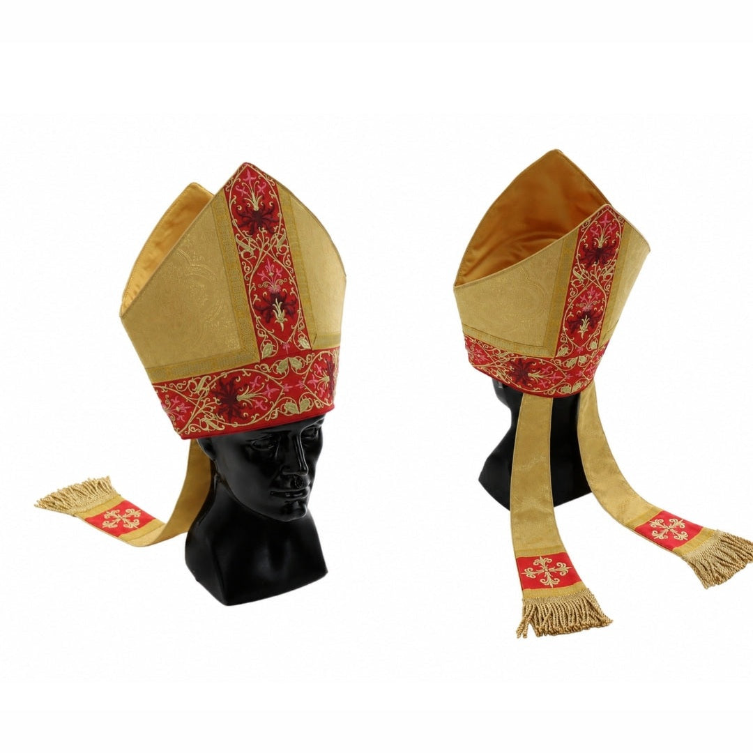 Mître liturgique dorée